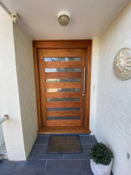 Pivot-Door-Installation